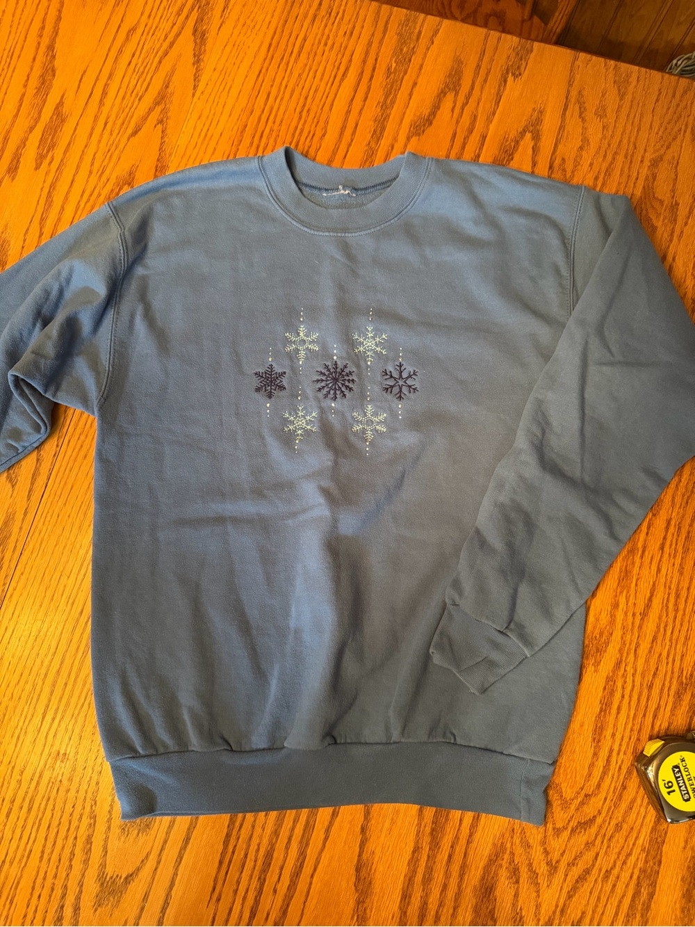 Women's Blue Snowflake Crewneck Sweater grandmacore vintage embroidered